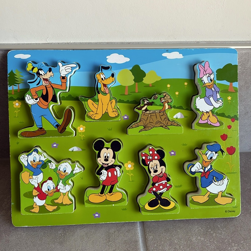Disney Melissa & Doug wooden chunky puzzle Mickey & Friends